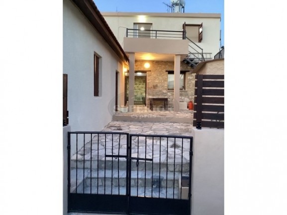 RP-4262 - House for rent in Salamiou, Paphos